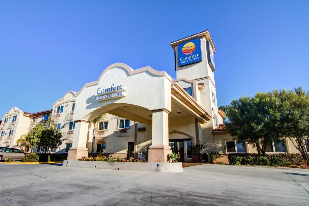 Comfort Inn & Suites Murrieta Temecula Wine Country Exterior photo