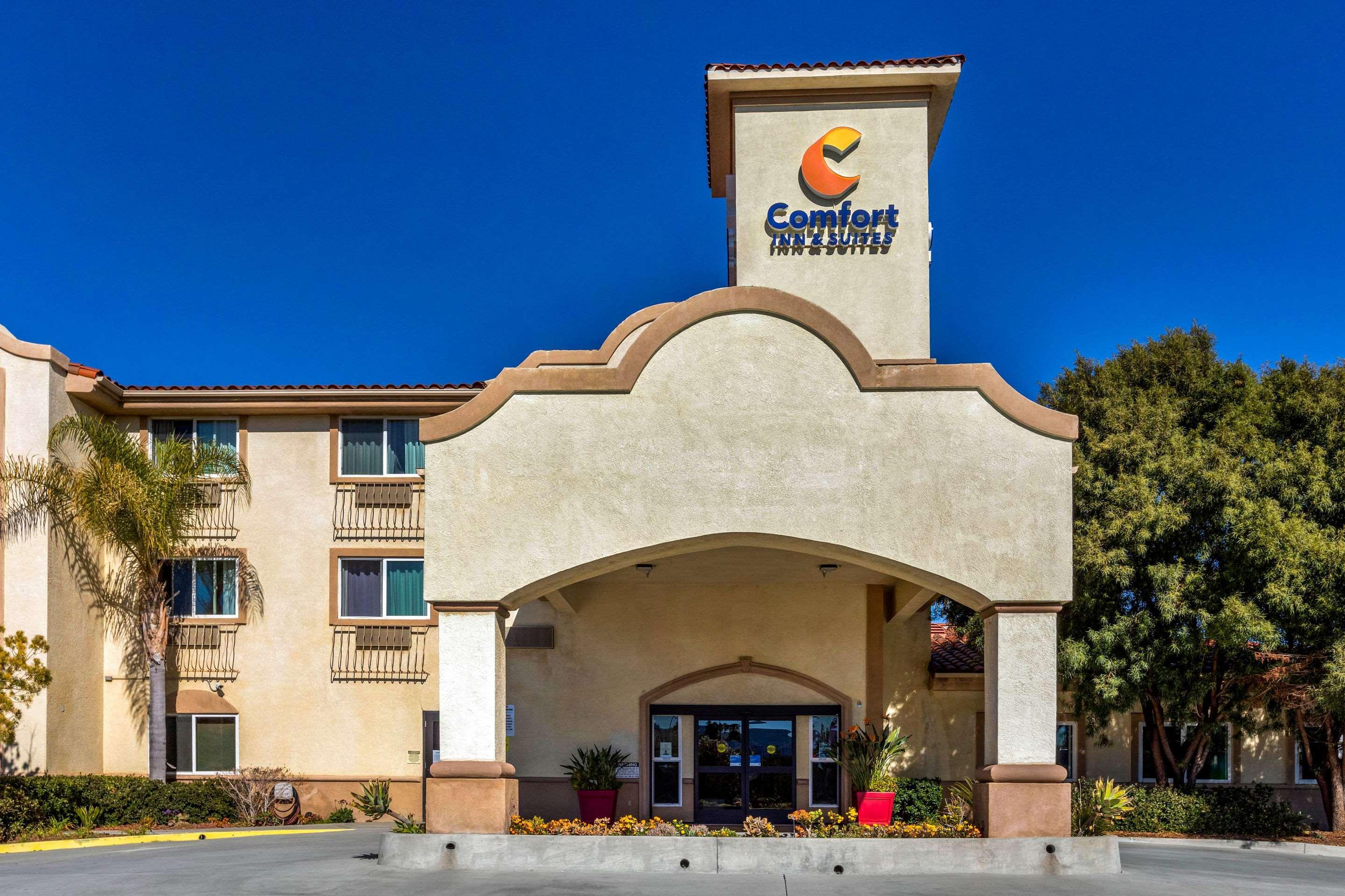 Comfort Inn & Suites Murrieta Temecula Wine Country Exterior photo